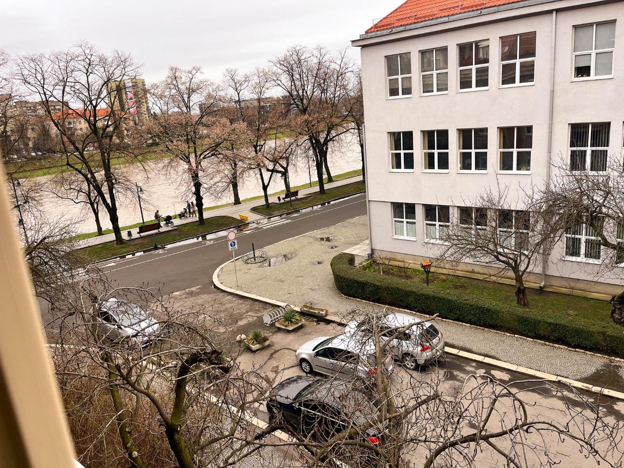 Апарт-Отель "Галаговъ" Oezjhorod Buitenkant foto